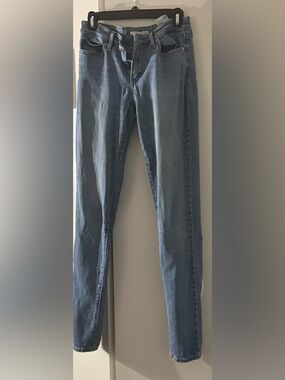 Levi's Women's Light Blue Skinny Jeans